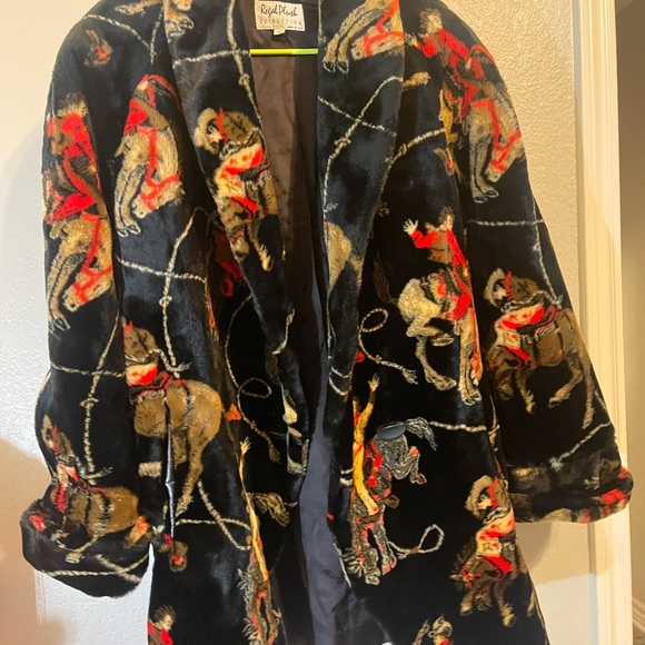 Vintage Faux Fur Coat - Picture 5 of 16